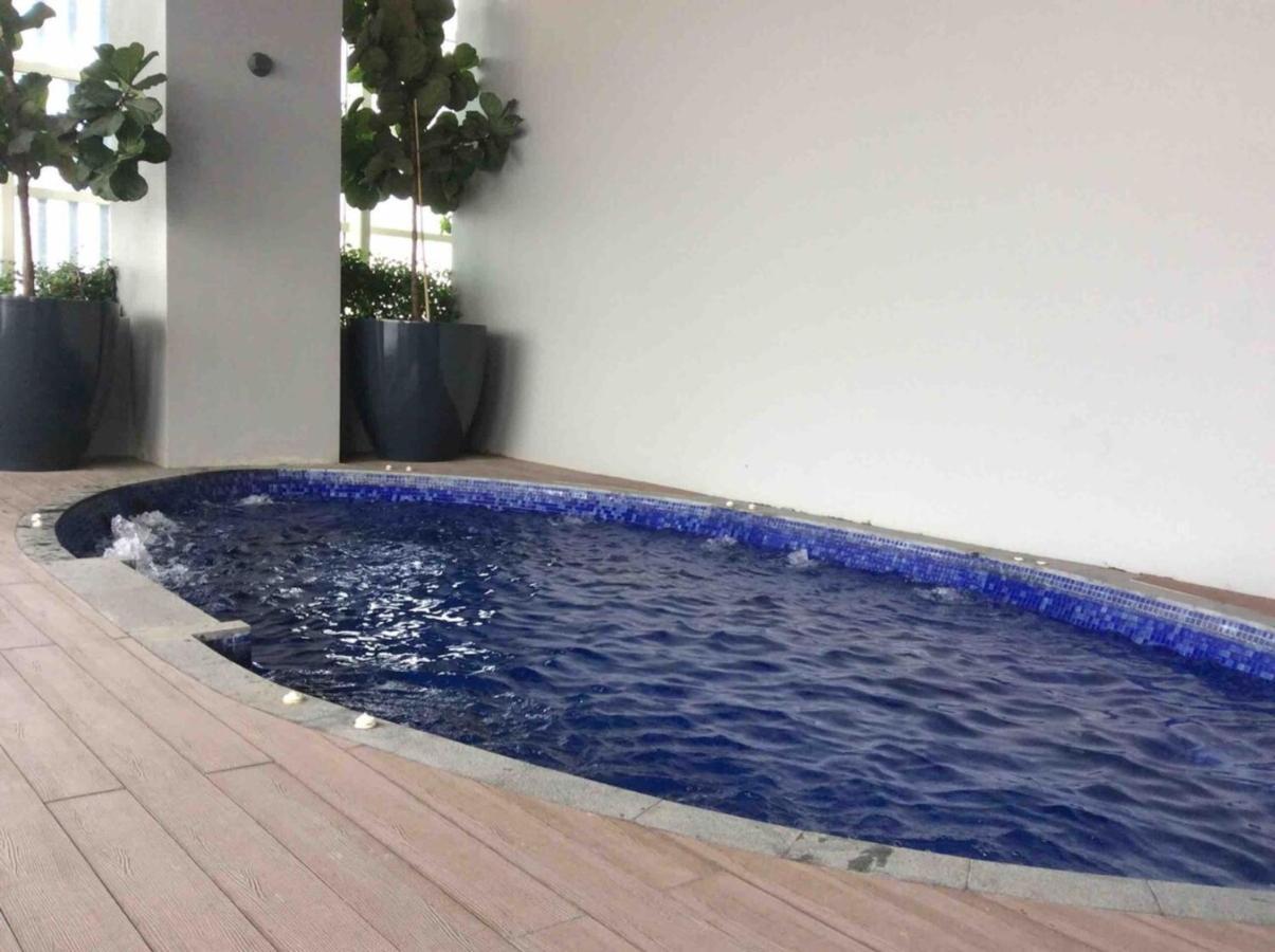The Azure Residences Kampong Baharu Sungai Way Eksteriør bilde