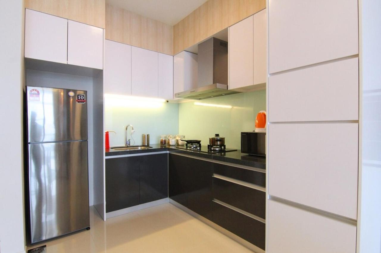 The Azure Residences Kampong Baharu Sungai Way Eksteriør bilde