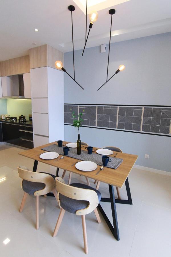 The Azure Residences Kampong Baharu Sungai Way Eksteriør bilde