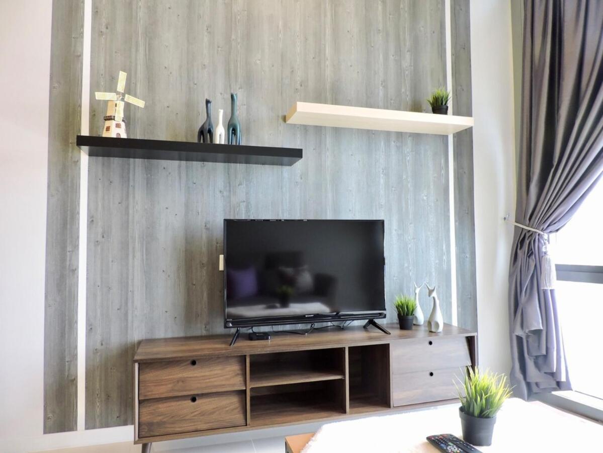 The Azure Residences Kampong Baharu Sungai Way Eksteriør bilde